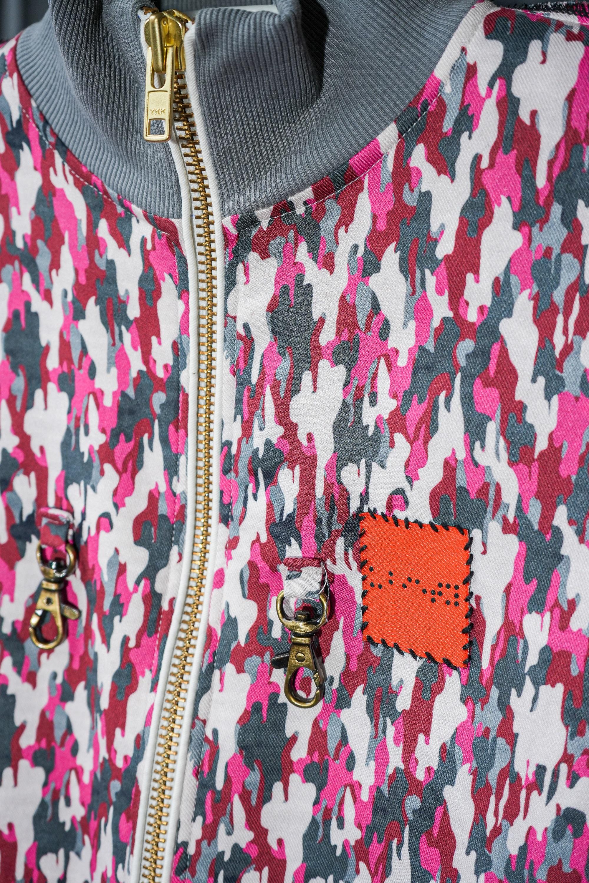 French Fuchsia Miltary Zipper <br>   Artwork : [Doves]