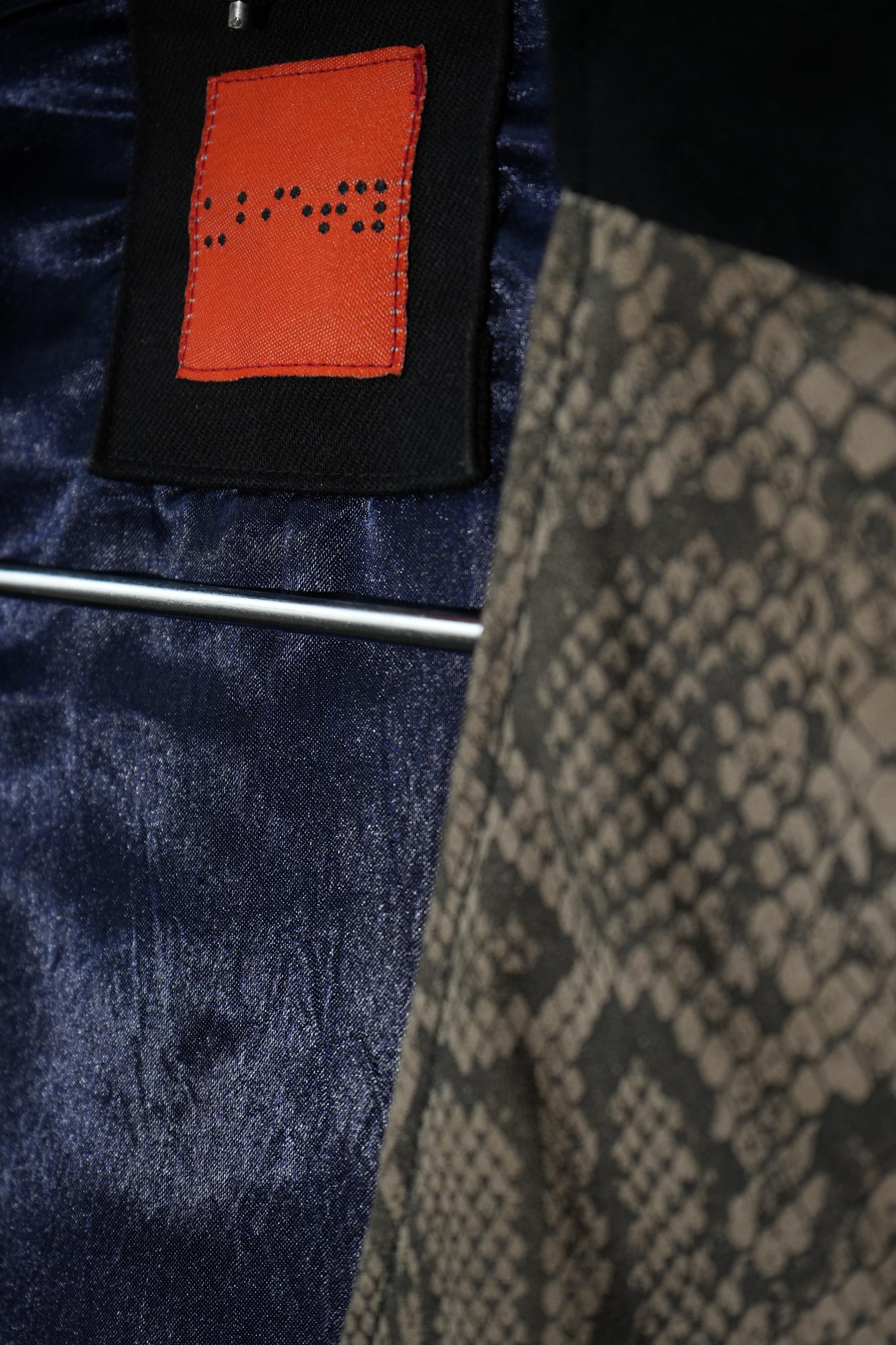Leather Waist Coat  <br> Artwork :  [Textured Grain]