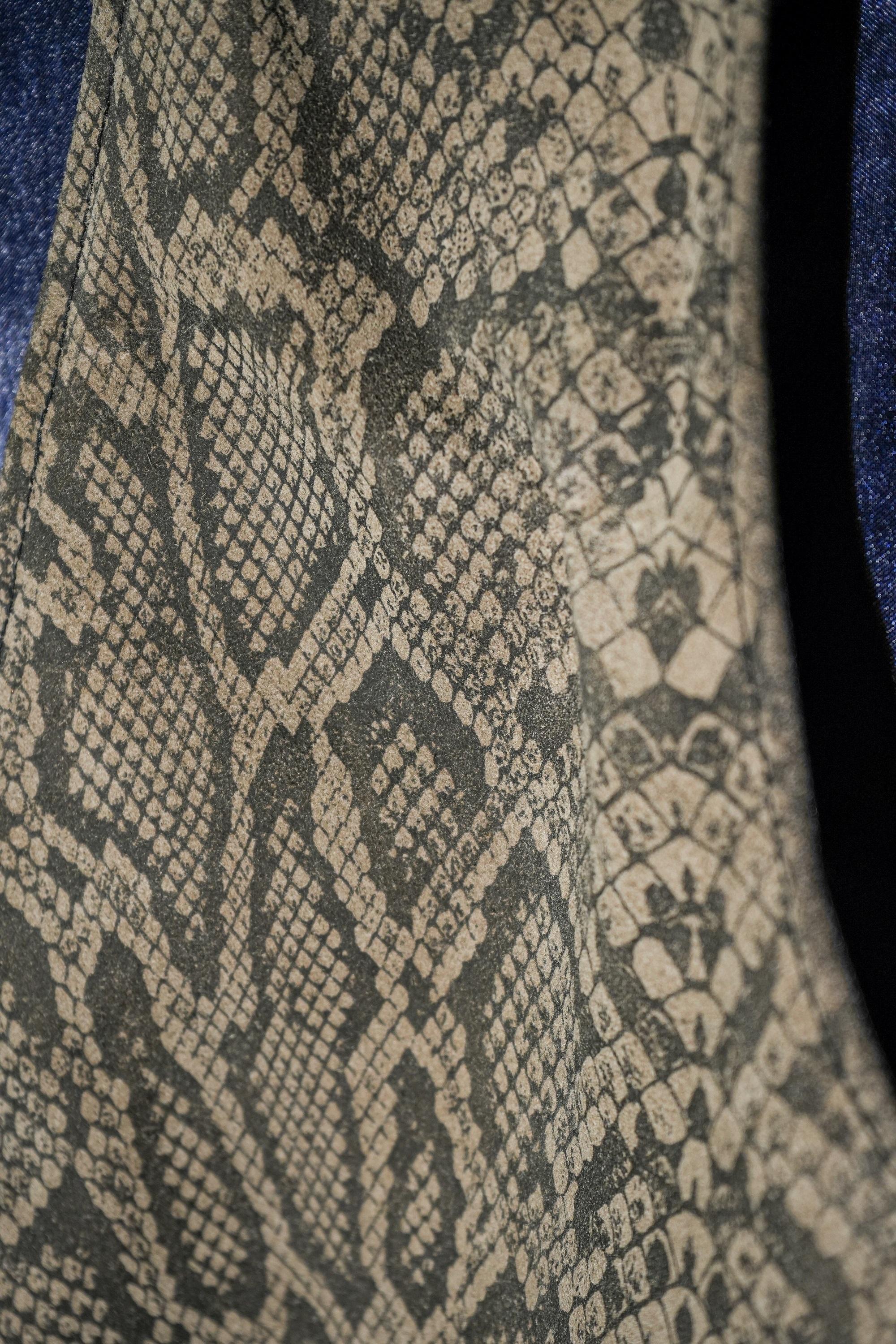 Leather Waist Coat  <br> Artwork :  [Textured Grain]